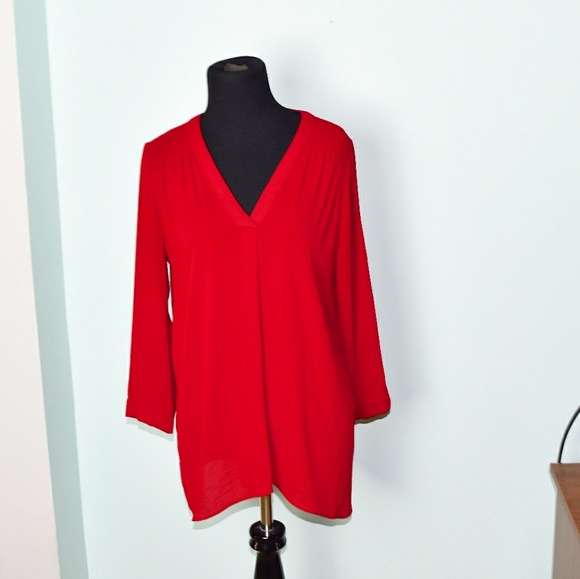 Tops - Beautiful Red Flowy Blouse